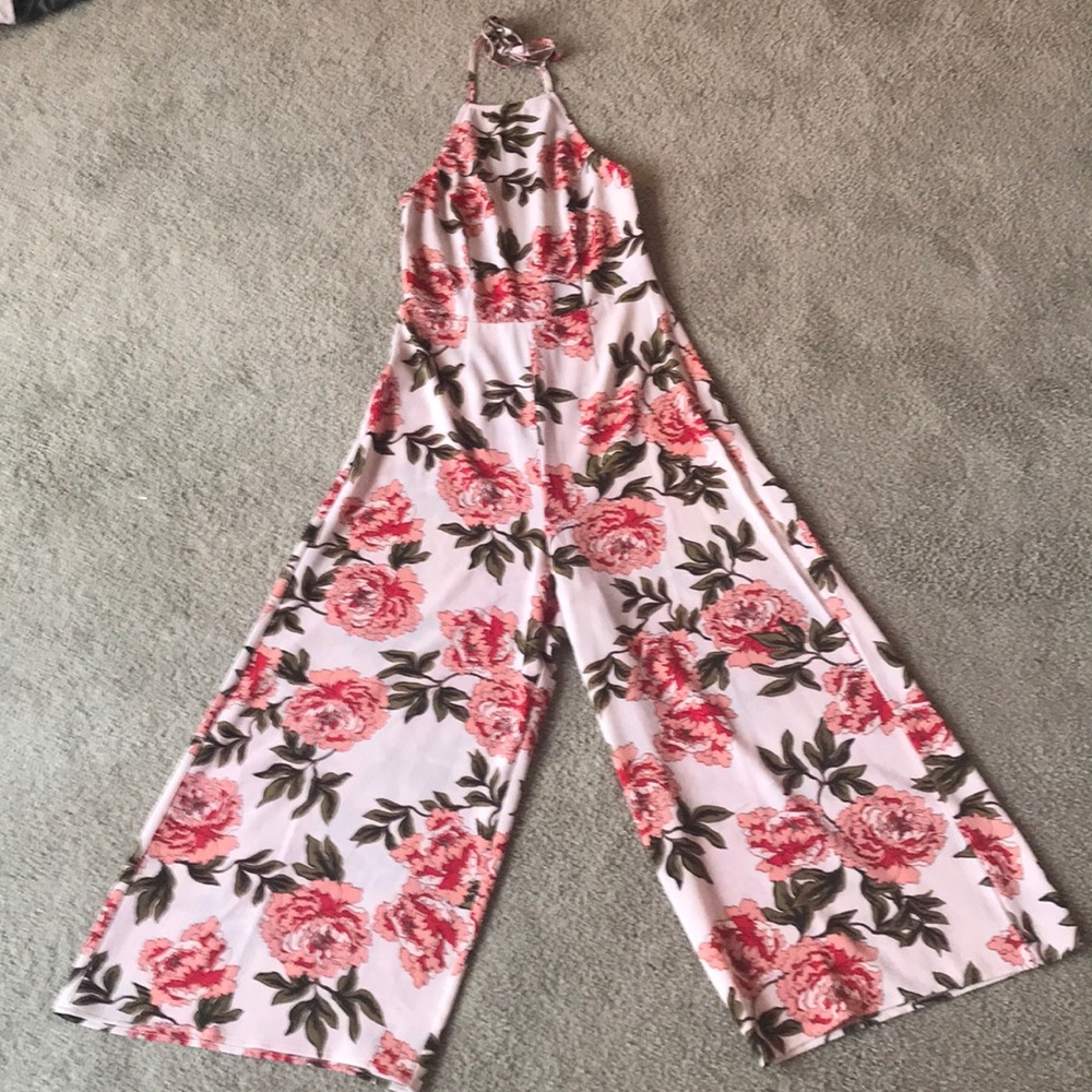 Show me your mumu floral halter style romper